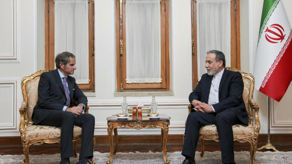 Grossi Calls for IAEA Involvement as Iran-U.S. Talks Resume