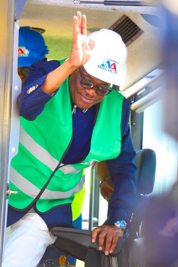 FCT Minister Inspects Ongoing Road Projects in Ketti and Takushara