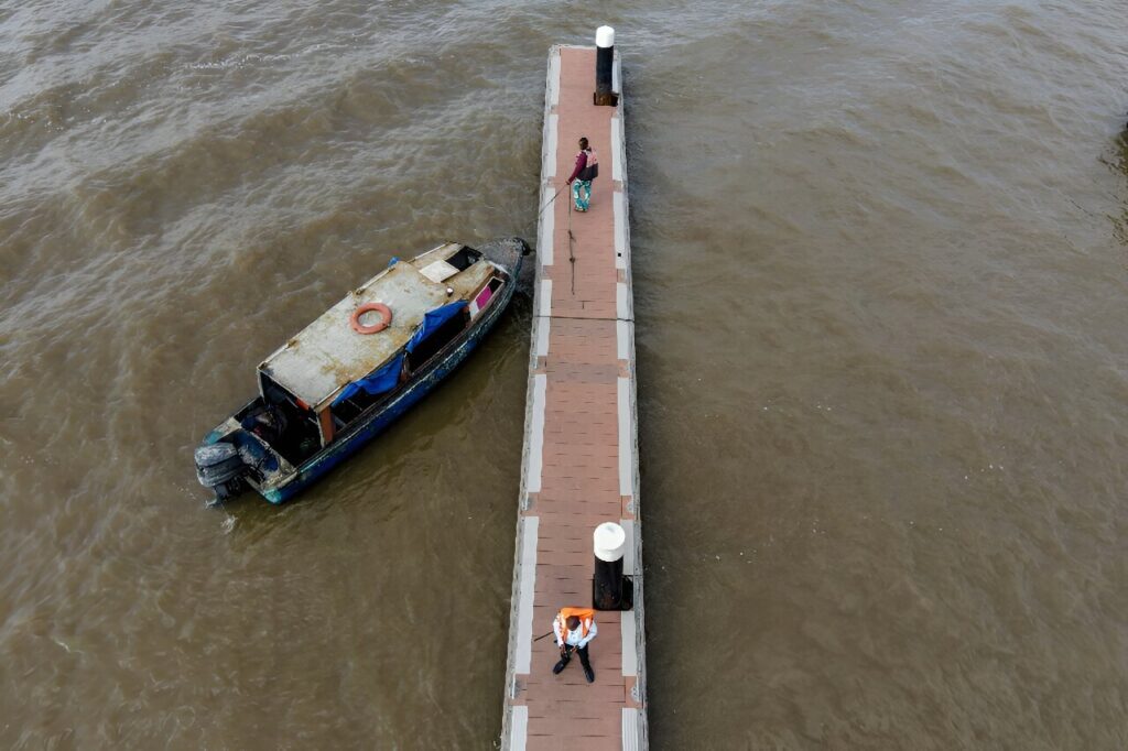 Lagos Targets End of 2025 for Water Taxi Launch, Begins Waterway Dredging