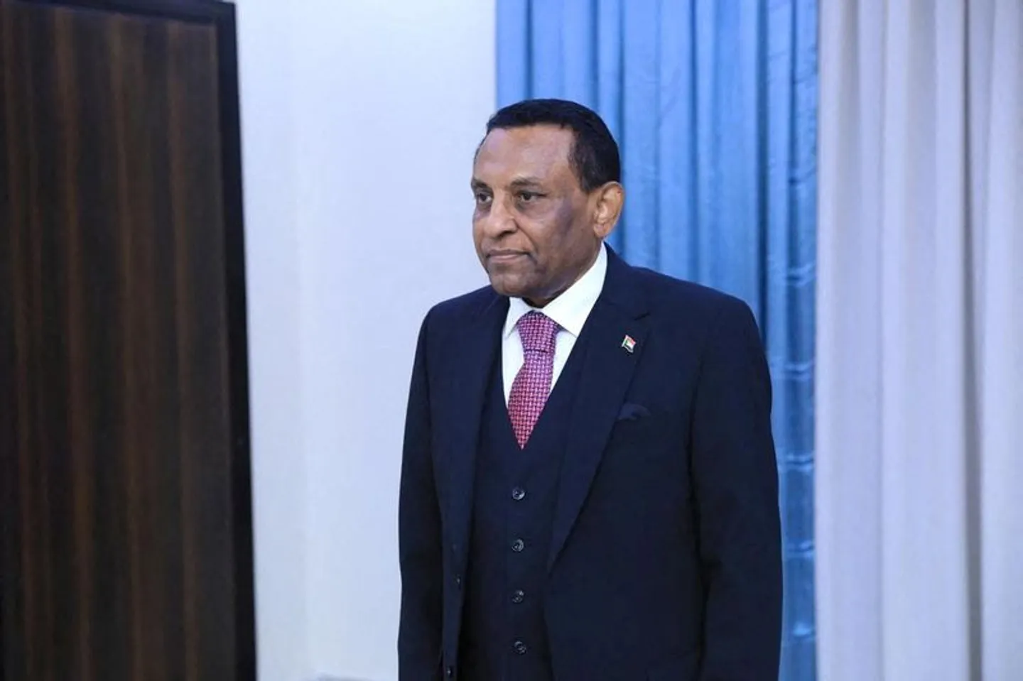 Kamil Idris Sworn In as Sudan’s New Prime Minister